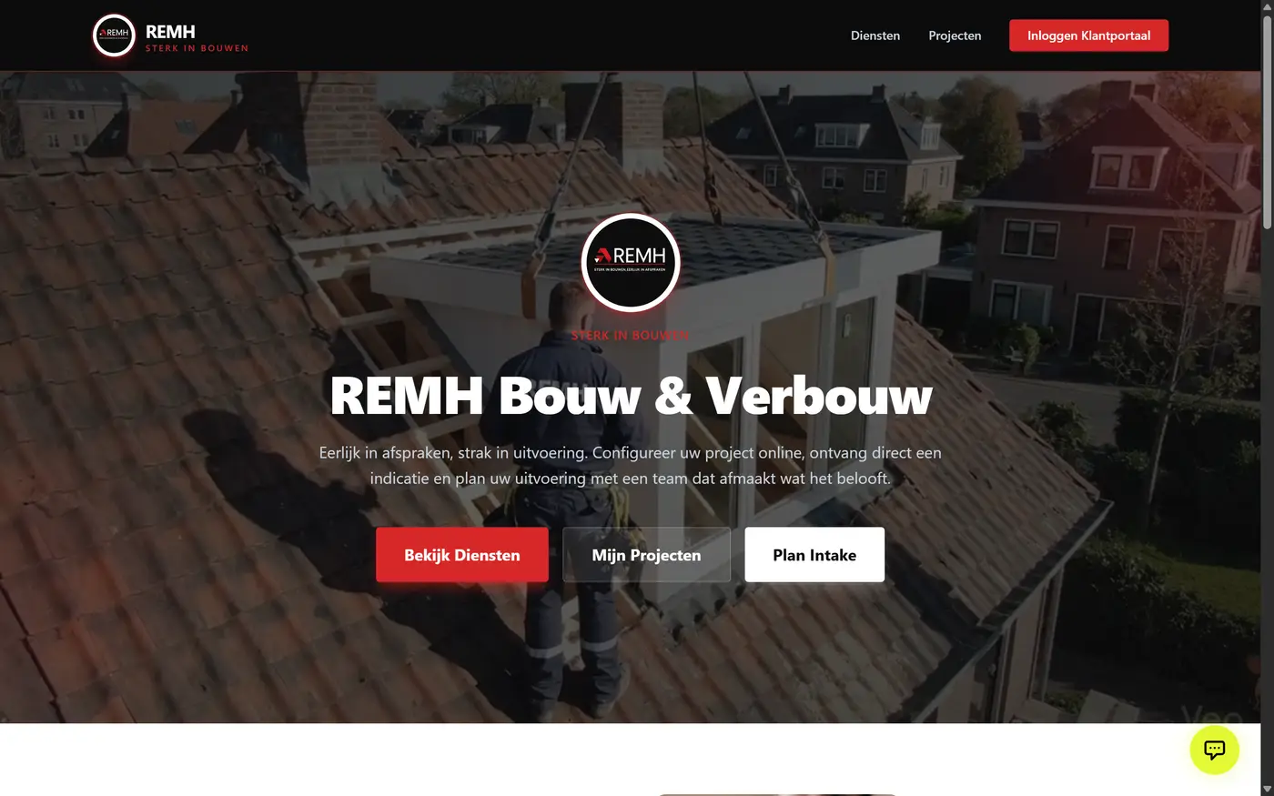 Homepage met een foto van een woning in aanbouw en de kop REMH Bouw en Verbouw.
